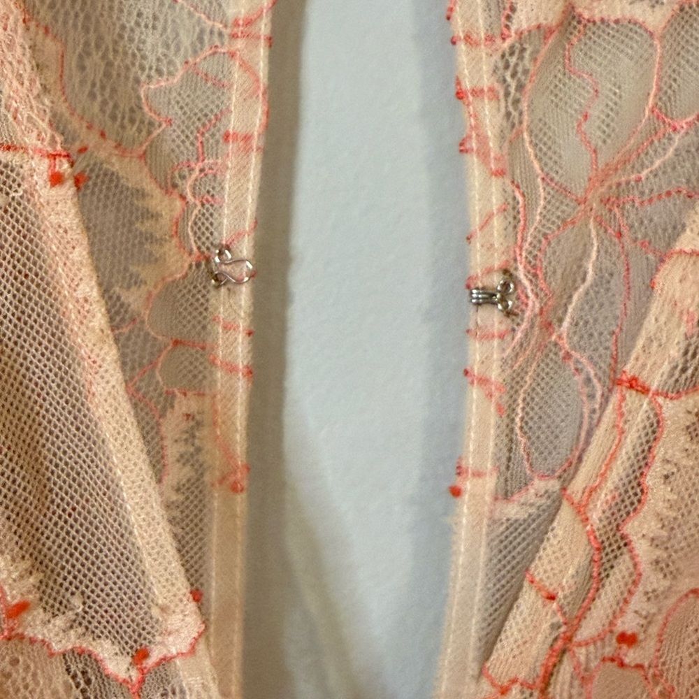 Alice McCall Peach and Coral Lace Dress tiered v-neck luxurious cinching - Picture 4 of 11